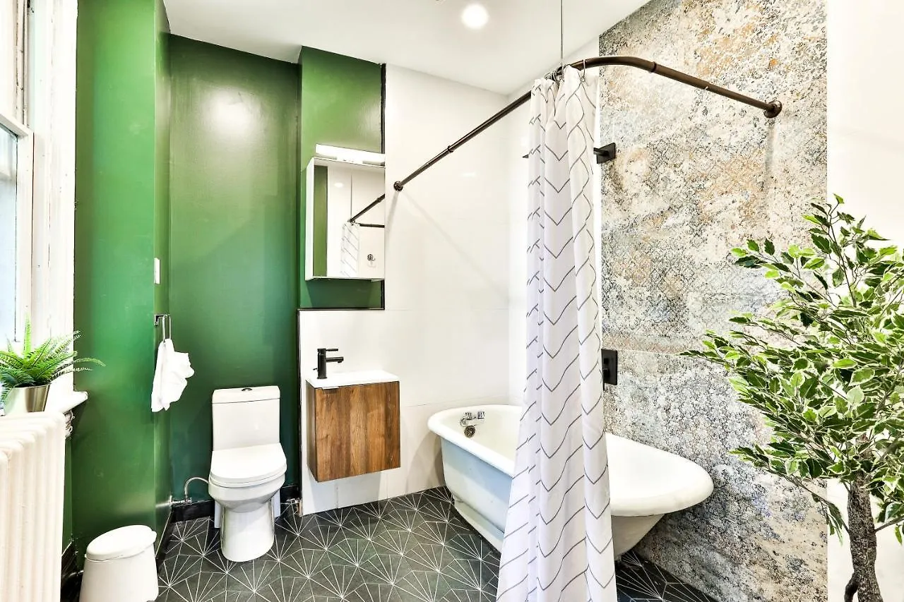 Eclectic Victorian West House 公寓式酒店