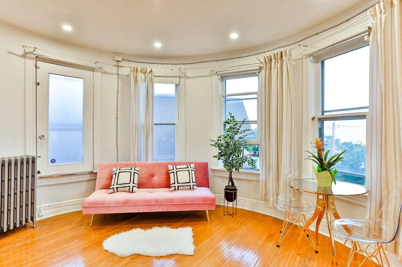 Eclectic Victorian West House 5*, 多伦多